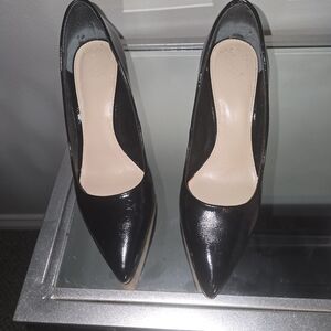 ✨ Vince Camuto Classic Pumps | Size 8.5 ✨